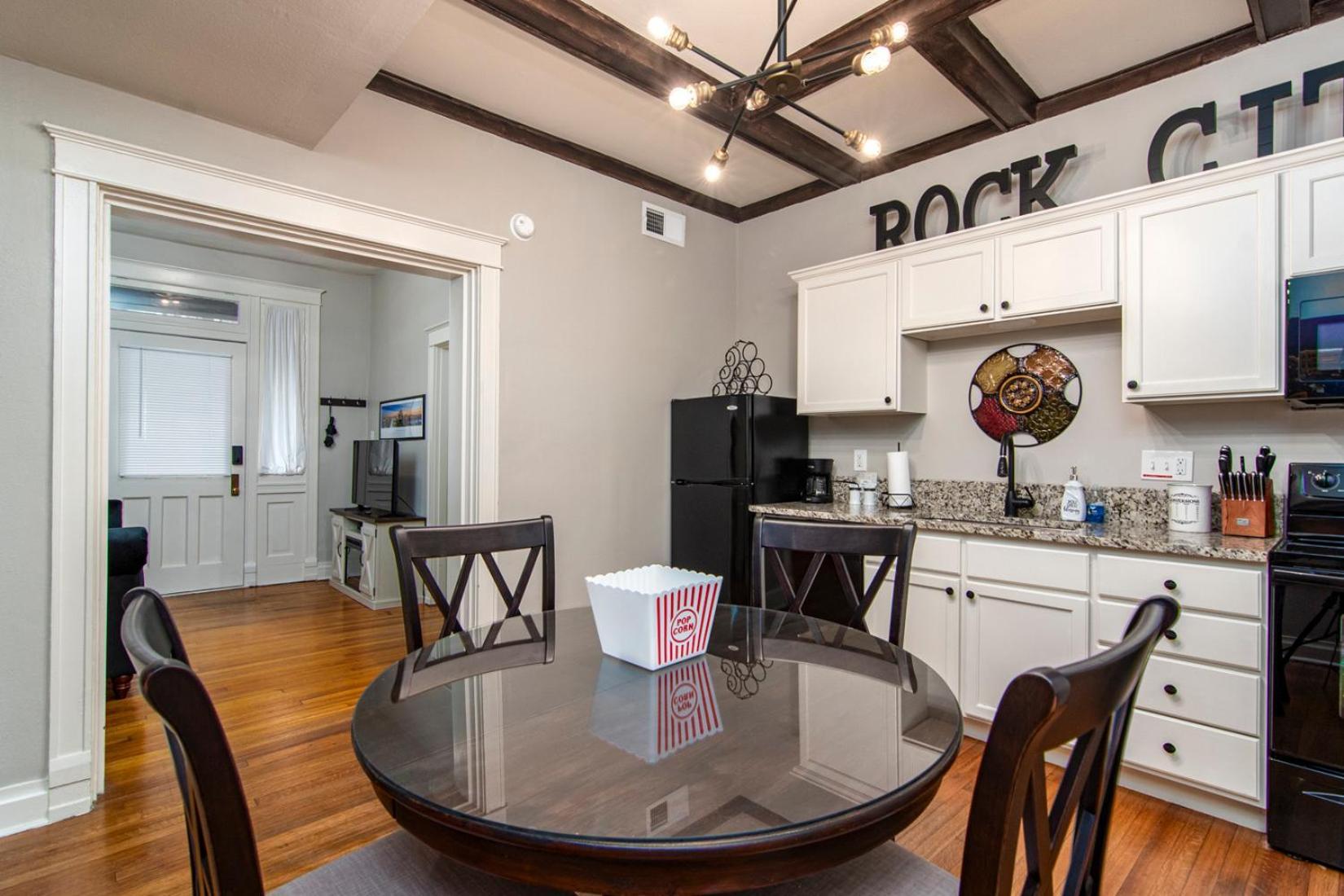 Charming New Orleans-Style Apartment With Gated Courtyard! Little Rock Ngoại thất bức ảnh